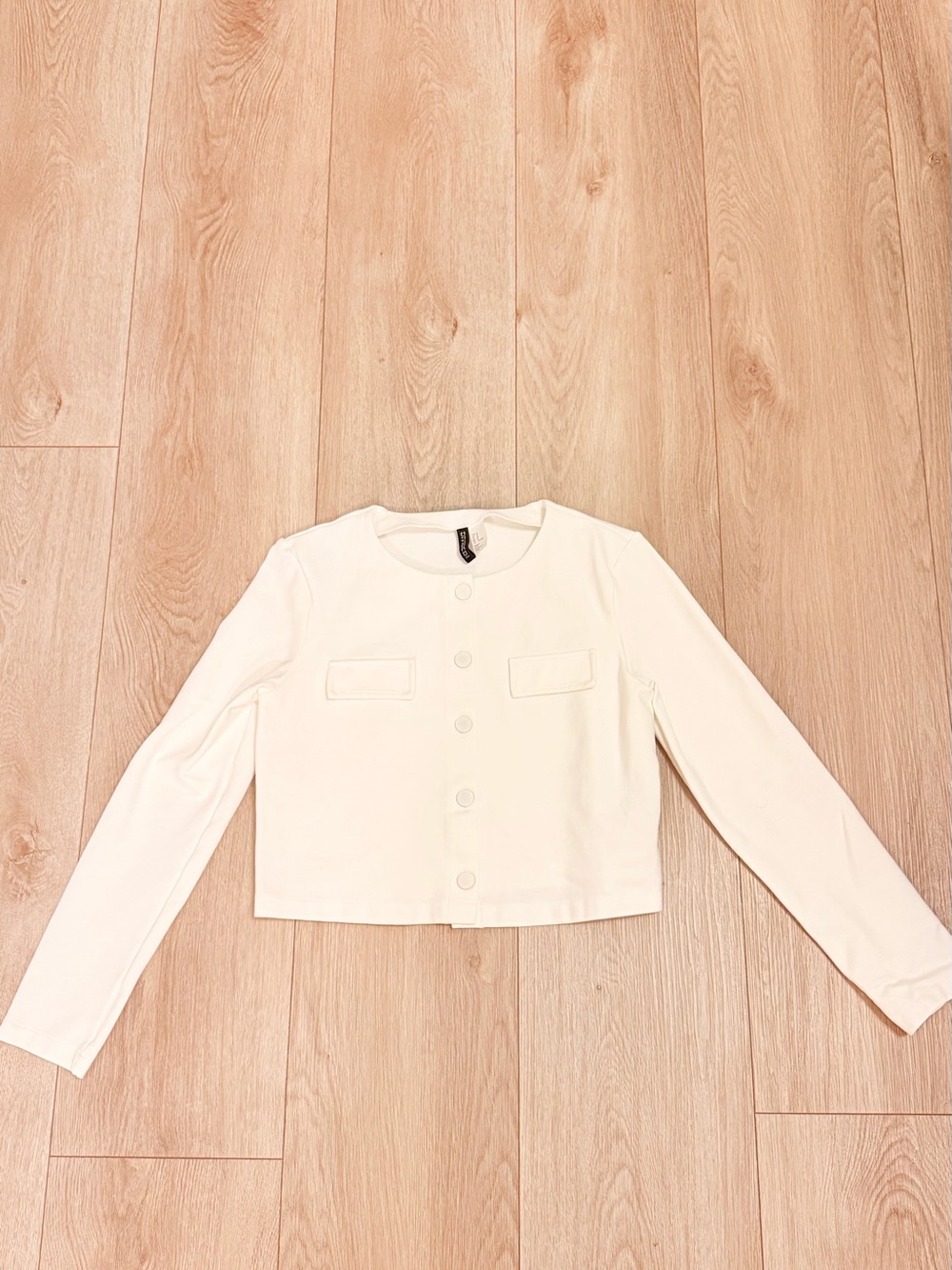 H&M Cream Cropped Button-Front Blazer